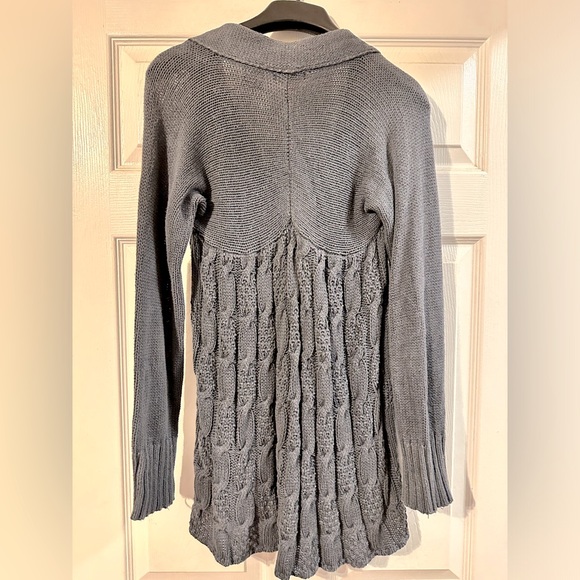 Vintage One-Button Cardigan - Picture 2 of 2